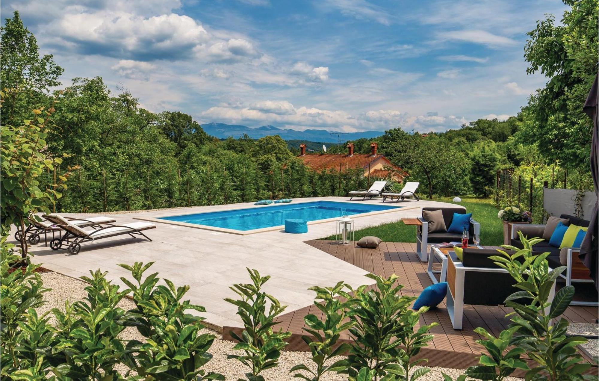 Lovely Home In Matulji With Outdoor Swimming Pool Екстериор снимка